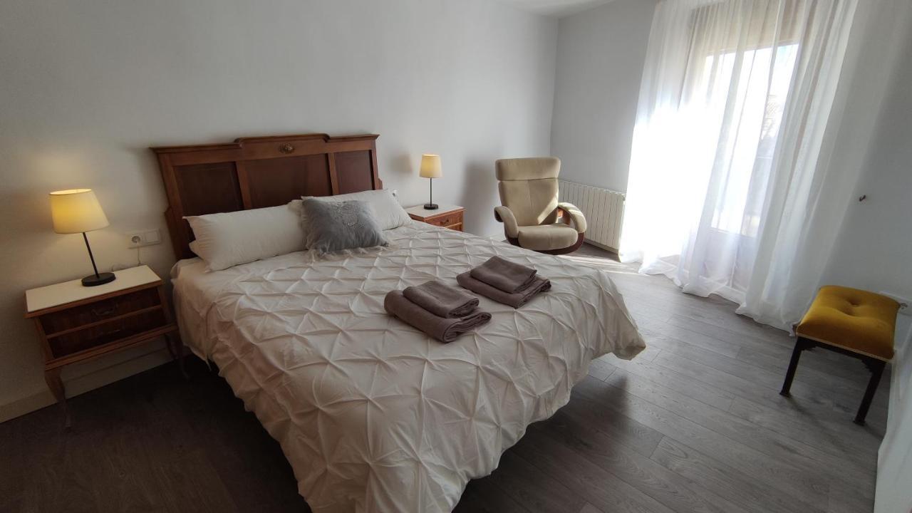 Apartaments Rurals Cal Parro, Batea Экстерьер фото